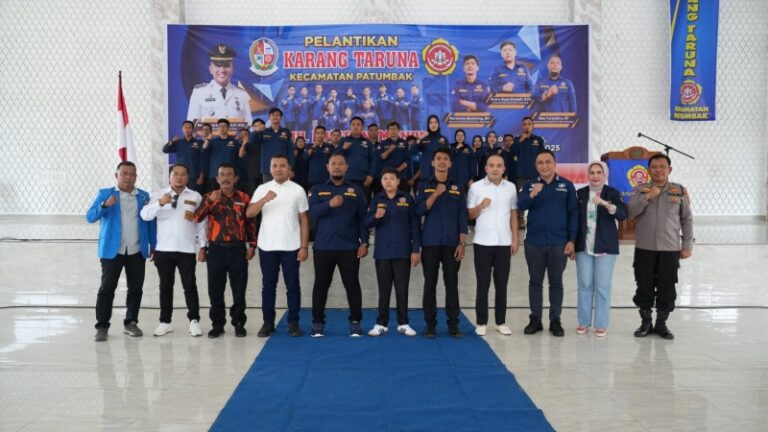 20250811_185509_ketua_dprd_deli_serdang_hadiri_pelantikan_karang_taruna_patumbak