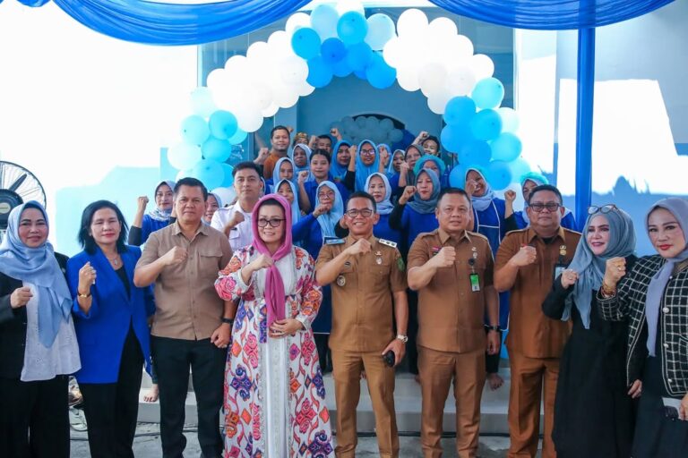 Saat peresmian SPPG Harjosari I milik Yayasan Ratu Prabu Kosong Delapan Milik Ibu Sri Kumala tad (1)