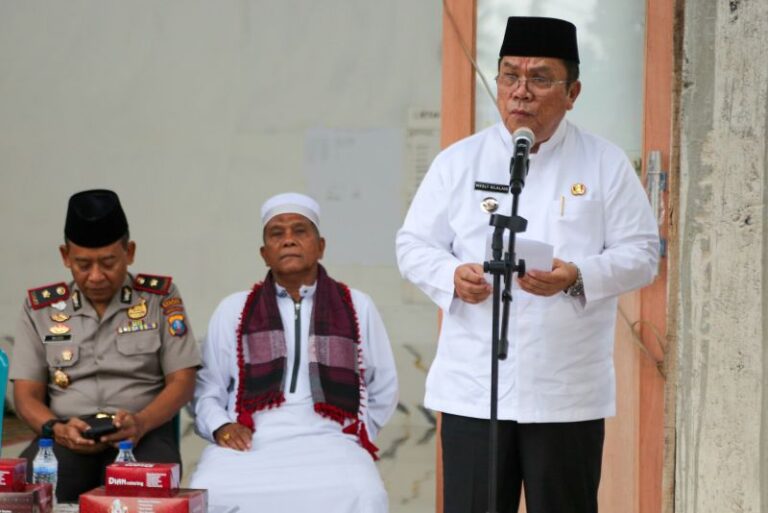 1000103864-94342e88-default