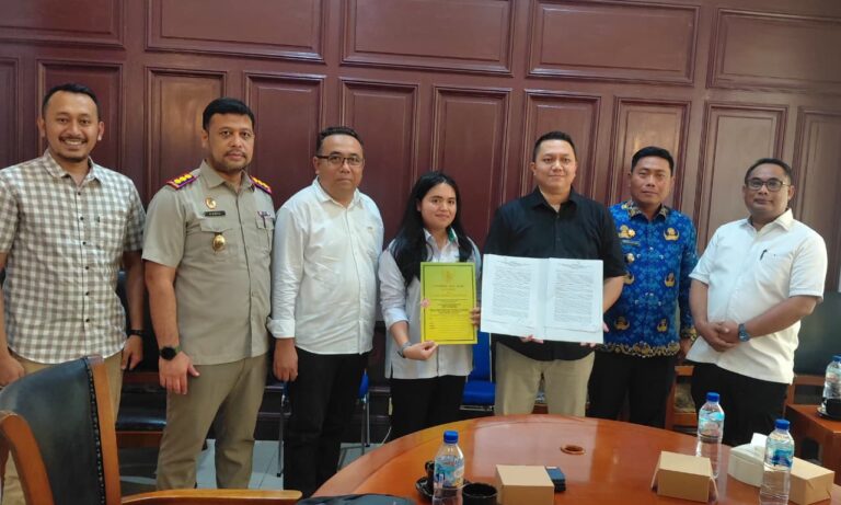 WhatsApp Image 2026-04-28 at 00.01