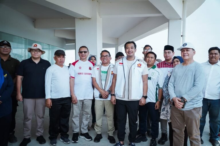 Hari ini saya bersama Bung Ade Jona Prasetyo, Anggota Komisi XII DPR-RI yang juga Ketua DPD Part (1)